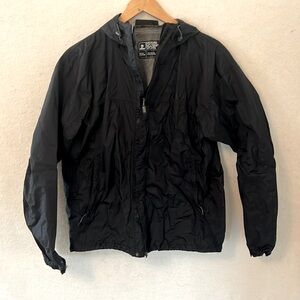 EMS Hooded Wind/Rain shell - Men’s M. Vented zip underarms